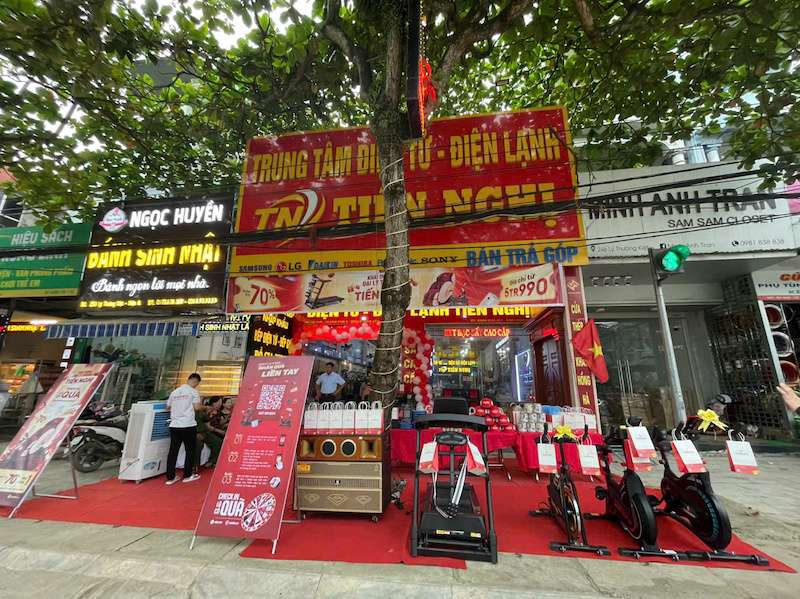 Mặt tiền Đại lý Tiến Nghị